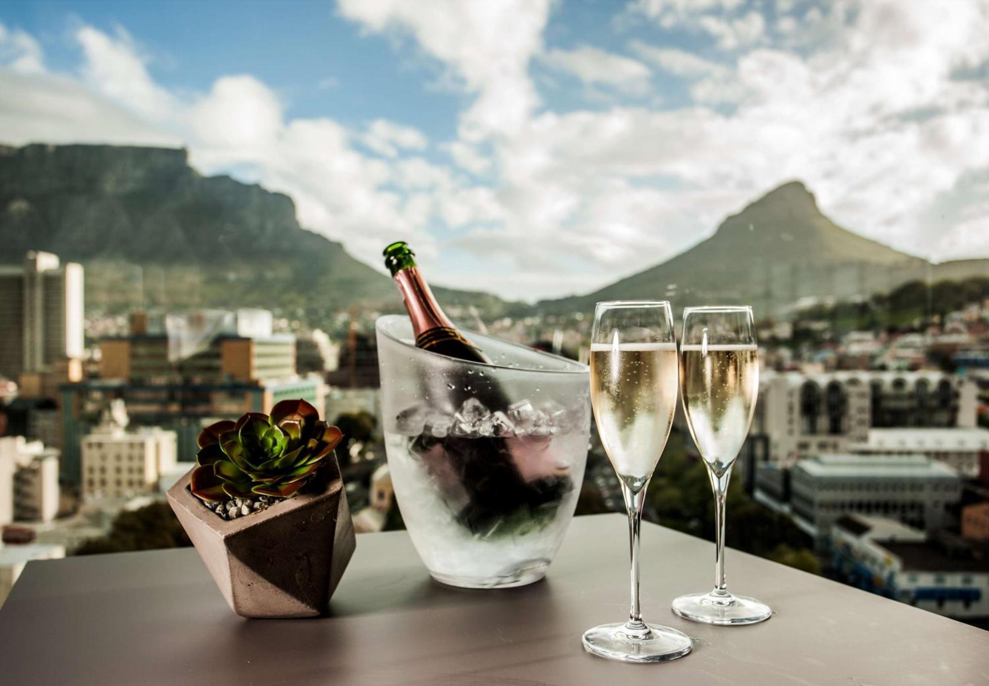 Sunsquare Cape Town City Bowl Cidade Do Cabo Exterior foto